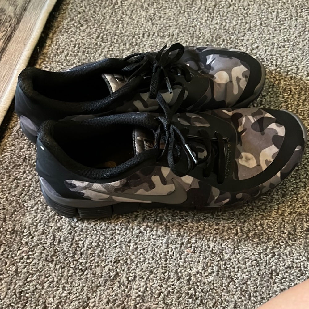 Camo Nike